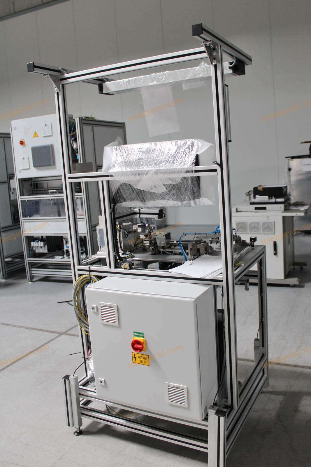 Bontott szerelő munkahely 2