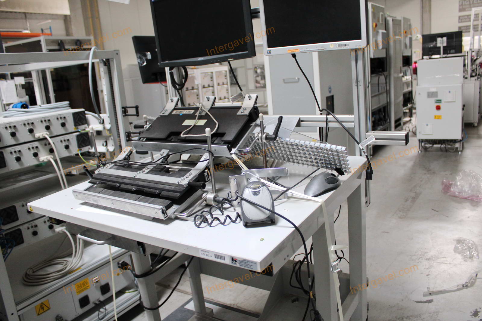 Bontott szerelő munkahely 4