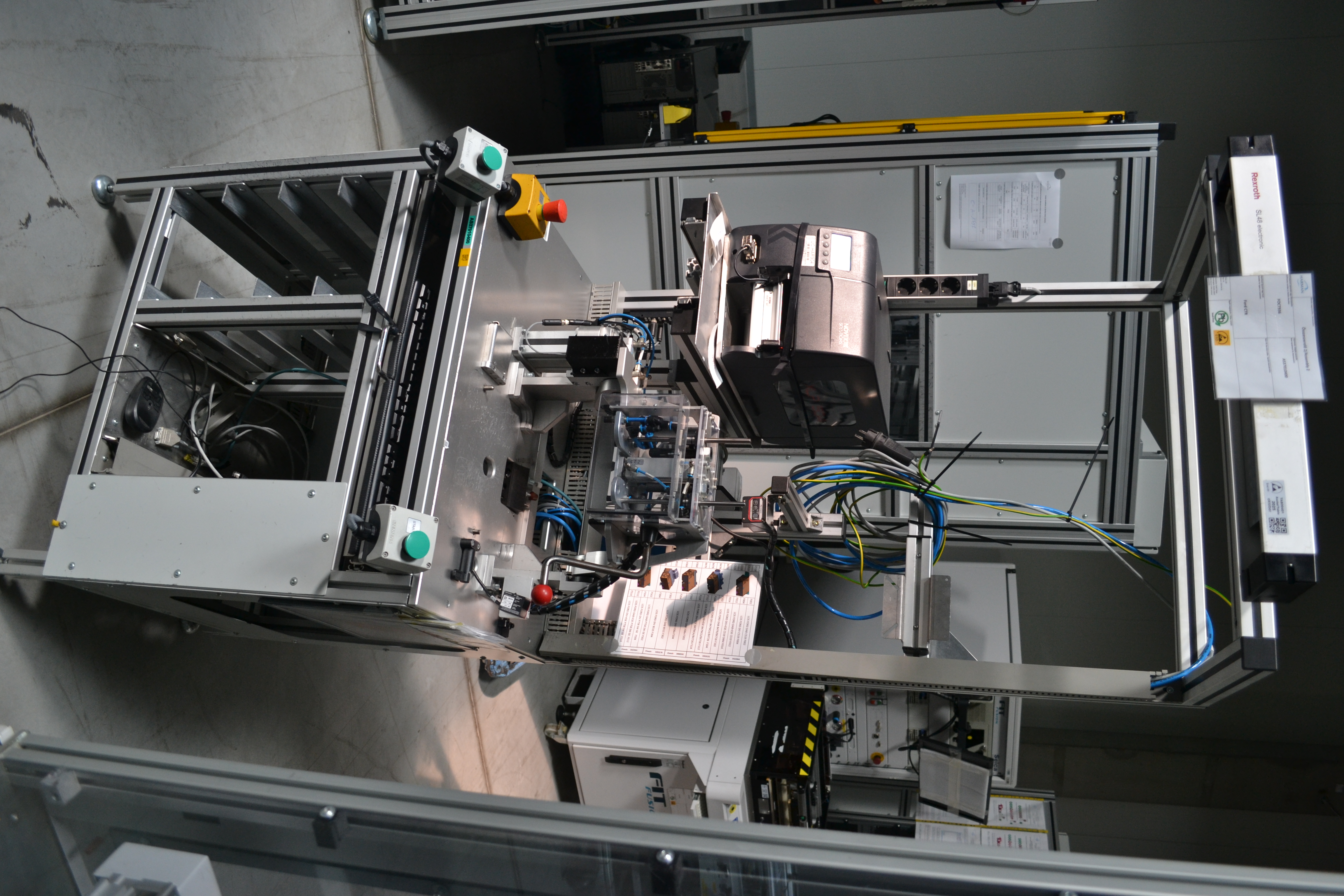 Bontott szerelő munkahely 3