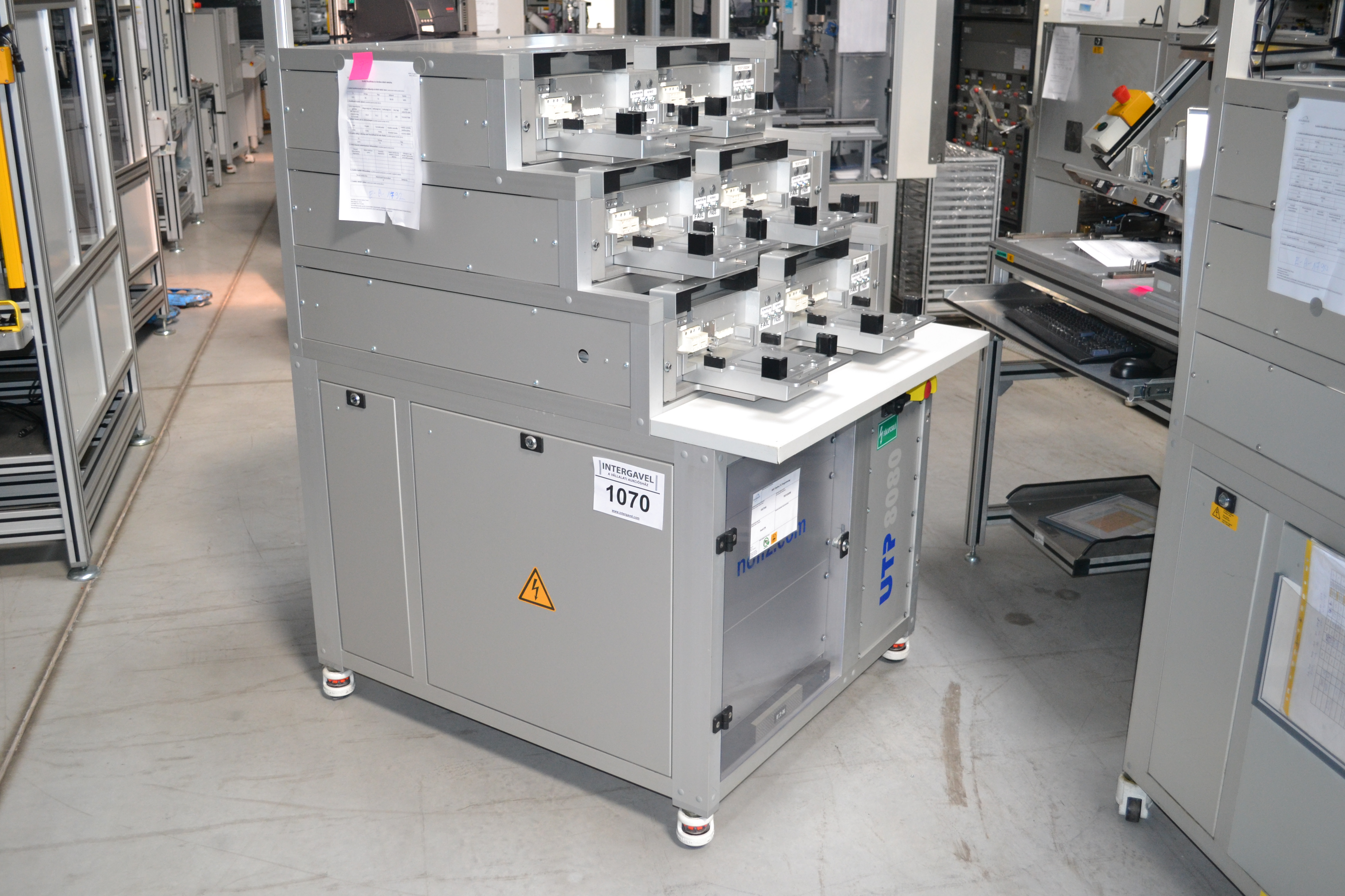 Bontott szerelő célgép