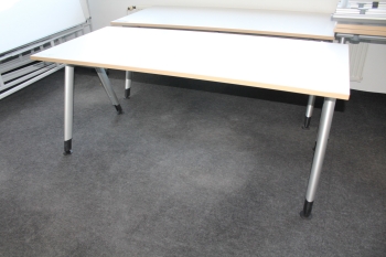 Íróasztal (A-lábú-1800 mm széles)