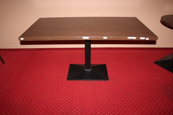 Asztal (barna-1500x800)