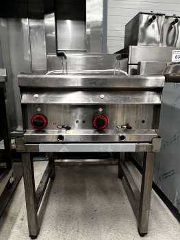 Fryer with Stand