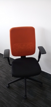Office chair (Steelcase Reply)