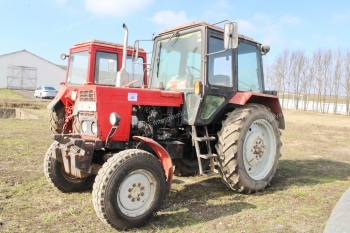 Traktor - bieloruský, MTZ 552EMK