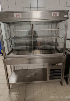 Refrigerated display cabinet