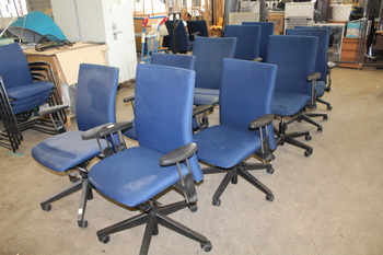 Irodai szék (Comforto-kék)