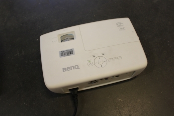 Benq th683 projektor