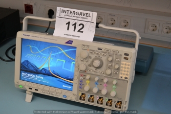 Tektronix mixed domain oszcilloszkóp