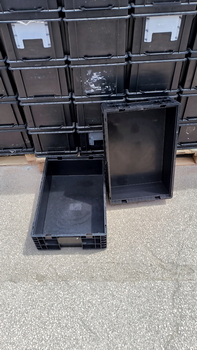 Plastic crates auction